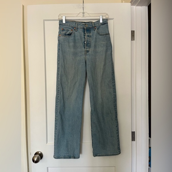 Levi's Ribcage straight Cropped Light-wash 28 - Picture 2 of 8